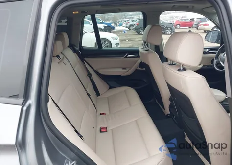 2016 BMW X3 xDrive28I z USA, uszkodzony, nr VIN 5UXWX9C51G0D70354